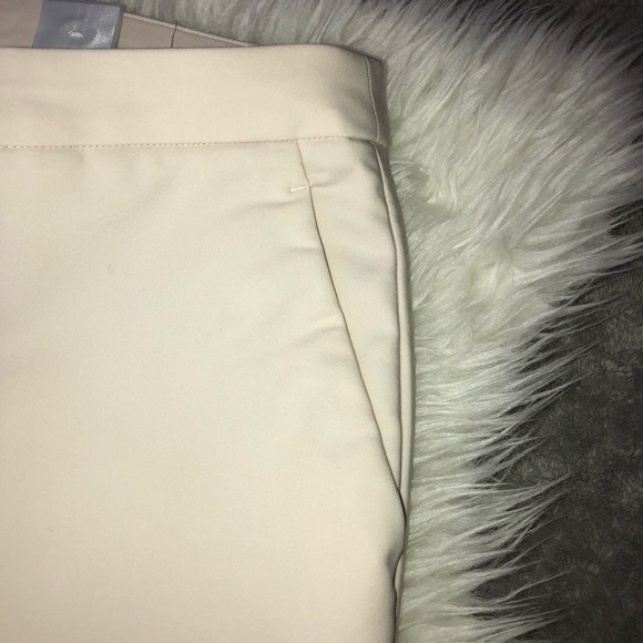 H&M Stretch Ivory Ankle Flat Front Pants Sz 8 - Picture 7 of 9